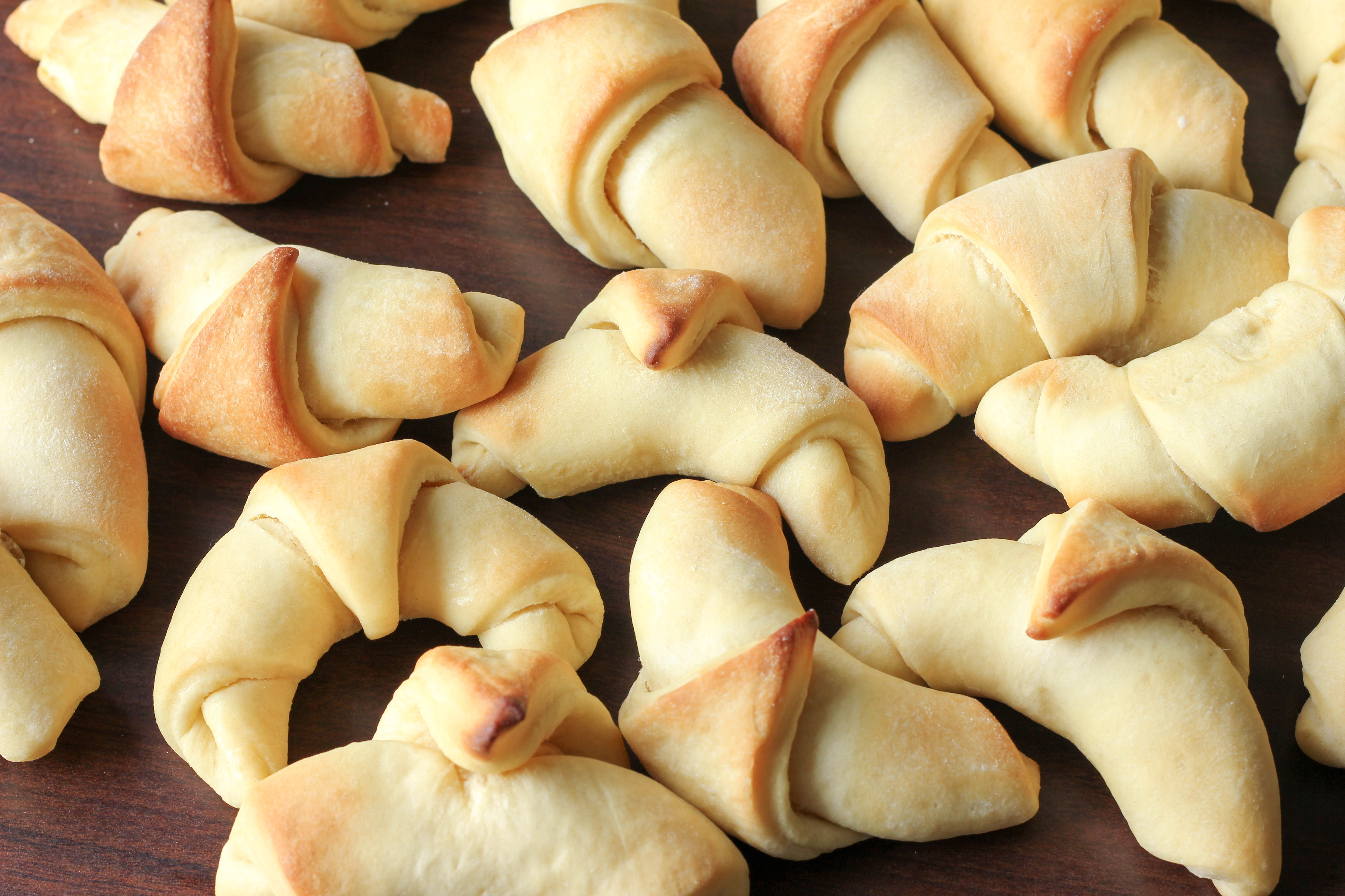 Butterhorn Rolls Stirlist